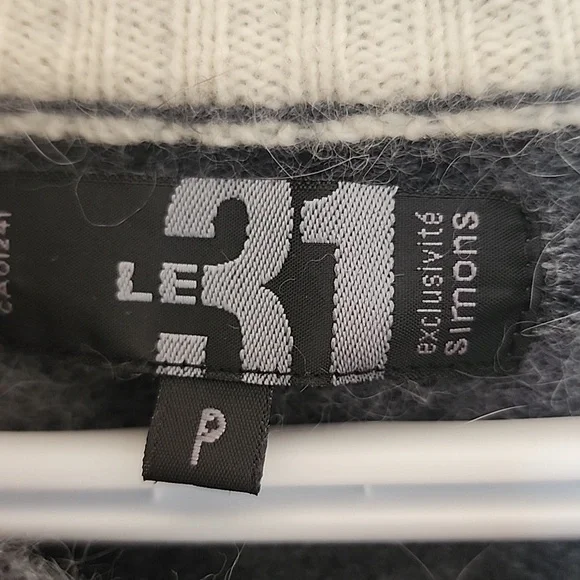 Simons sweater - Picture 4 of 5